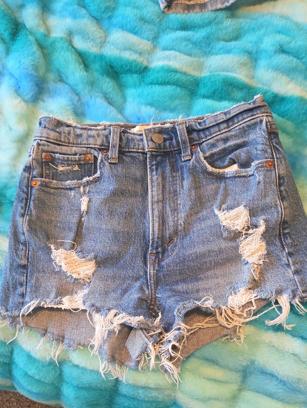 Abercrombie & Fitch High Rise Mom Short